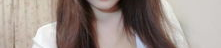 自拍美女露0的胸无档写真,美女大胆露胸写真引发社会伦理与审美争议”