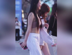 小姐姐 光脚,小姐姐展现自然魅力